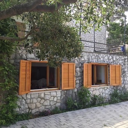 Апартаменти Cozy Place On The Beach Трогір Екстер'єр фото