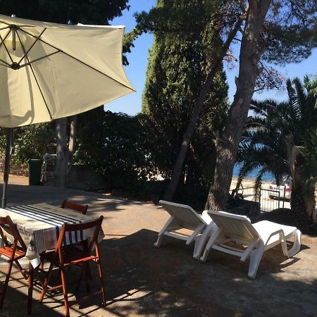 Апартаменти Cozy Place On The Beach Трогір Екстер'єр фото