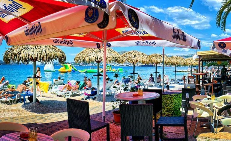 Апартаменти Cozy Place On The Beach Трогір Екстер'єр фото